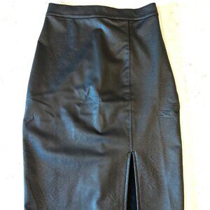 High waist Faux Leather skirt with side slit